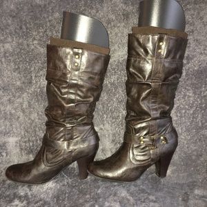 Nicole Boots